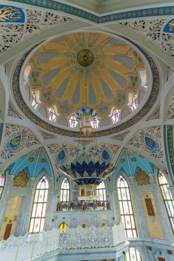 Rusya, Kazan, Kazan Kremlin mavi kubbeler ile 13 Ağustos 2017.Interior Müslüman Camii
