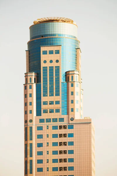 阿拉伯联合酋长国 十月二十八日 阿拉伯联合酋长国 2013 日第三最大和人口最多的城市 它是工业化程度最高的酋长国在阿拉伯联合酋长国 — 图库照片