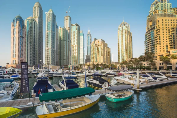 阿联酋 11月2日 迪拜码头 阿联酋 November 2013 从2002年到2008年 迪拜是世界上发展最快的城市 — 图库照片