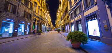 FLORENCE, ITALY - 23 Haziran 2014: Floransa 'daki kasaba meydanının gece manzarası