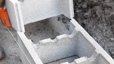 yeni teknoloji inşaat temel, müstakil bir ev ilk aşaması