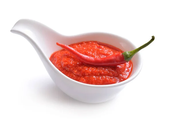 Sos chili czerwony w łodzi sos. Z pieprzem. — Zdjęcie stockowe