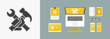 çekiç ve anahtar simgesi