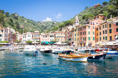 Portofino, İtalya - yaz 2016 - deniz manzarası