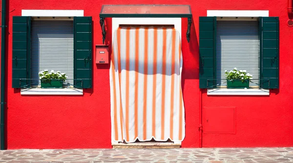 Färgade hus i Venedig - Italien — Stockfoto