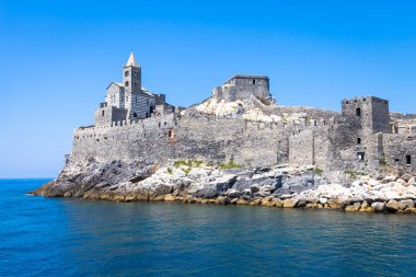 Porto Venere, İtalya - Haziran 2016 - San Pietro Kilisesi