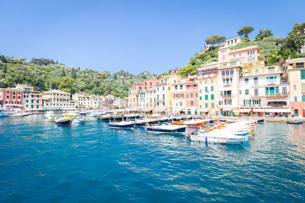 Portofino, Italia - Verano 2016 - vista desde el mar — Foto de Stock