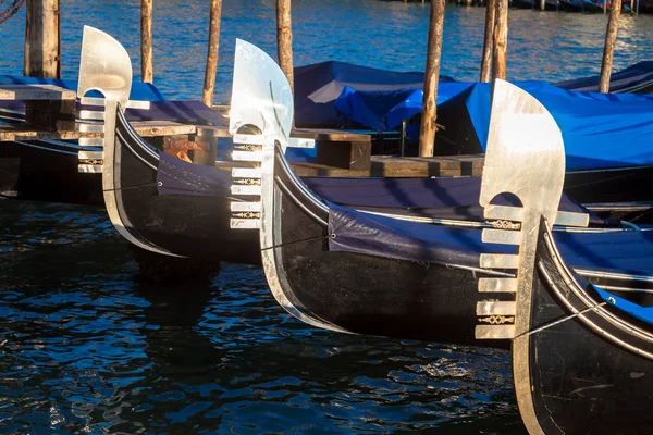 Venedig, gondoler detalj Stockbild