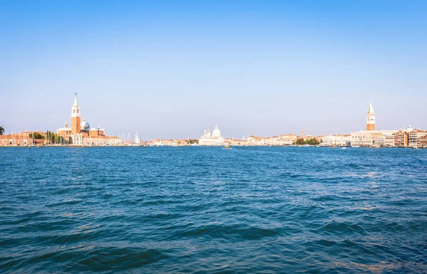 Venecia desde el paseo marítimo — Foto de Stock