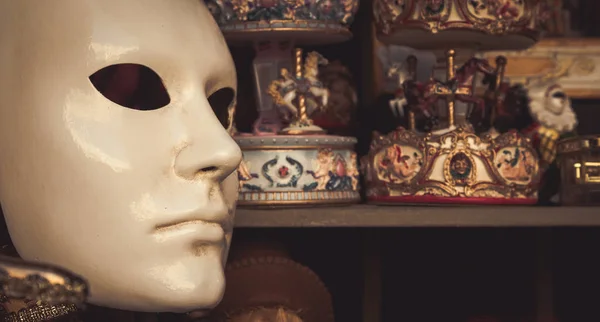 Maschera tradizionale veneziana — Foto Stock