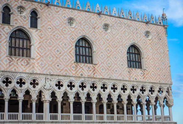 Venecia, Italia - Detalle del Palazzo Ducale —  Fotos de Stock