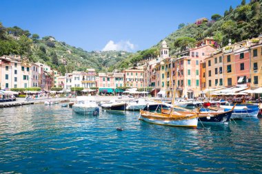 Portofino, İtalya - yaz 2016 - deniz manzarası