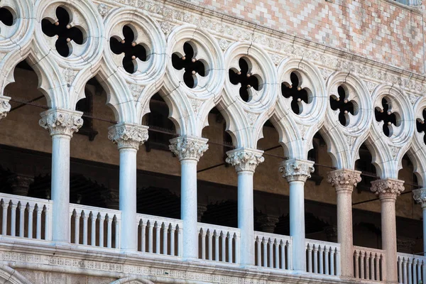 Venedig, Italien - Säulenperspektive — Stockfoto