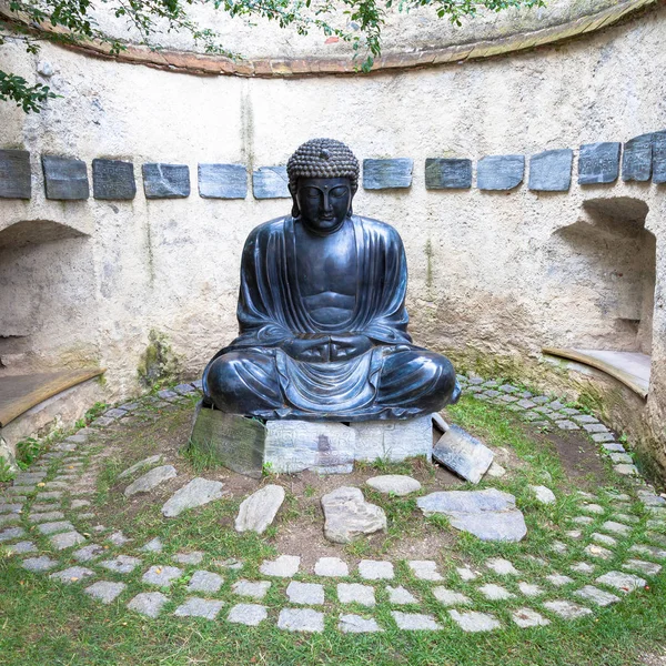 Meditující japonské Buddha socha — Stock fotografie