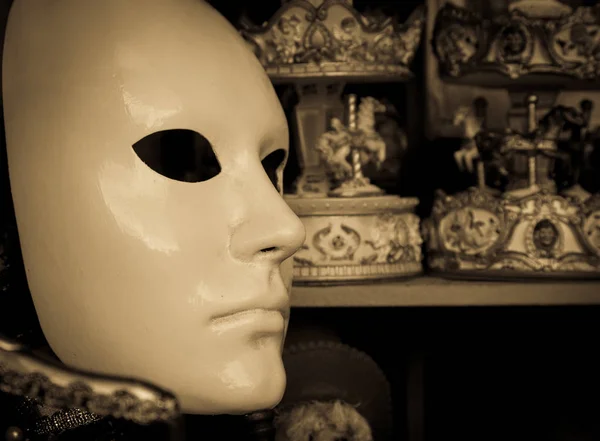 Máscara tradicional veneziana — Fotografia de Stock