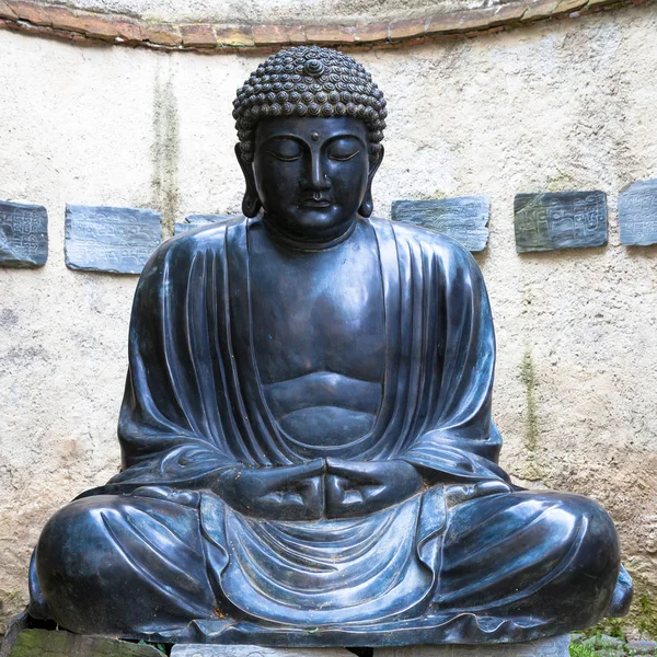 Japon Buda heykeli meditasyon — Stok fotoğraf