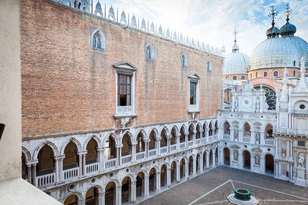 Venedig, Italien - Basilika St. Mark — Stockfoto