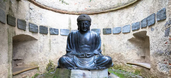 Meditující japonské Buddha socha — Stock fotografie