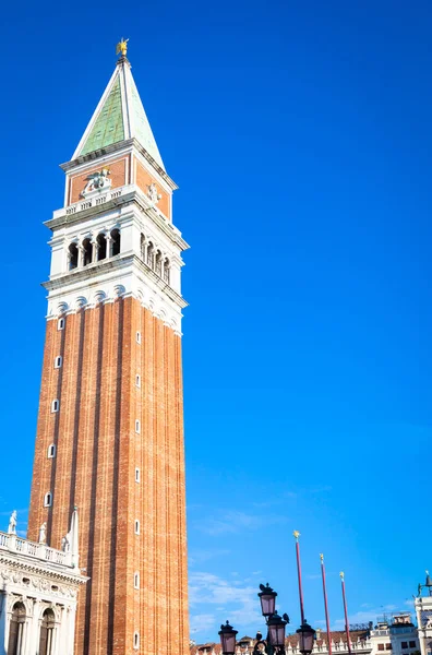 San Marcos campanario en Venecia —  Fotos de Stock