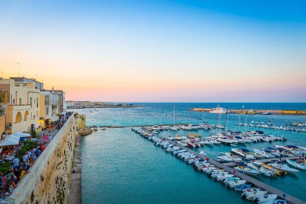 Otranto, İtalya - 23 Ağustos 2017 - panoramik eski t — Stok fotoğraf