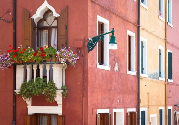 Casas de colores en Venecia - Italia — Foto de Stock