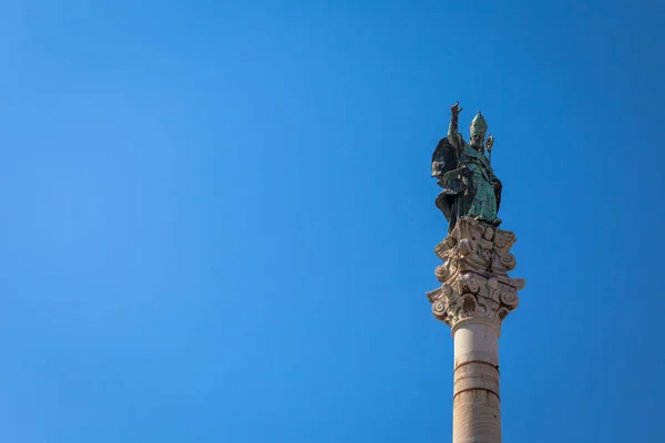 Santo Oronzo Column in Lecce, Italy — Stock Photo, Image