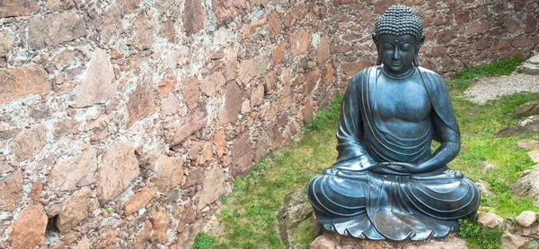 Estátua de buddha meditando — Fotografia de Stock