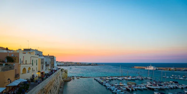 OTRANTO, ITALY - AUGUST 23, 2017 - panoramic view from the old t — Stock Photo, Image