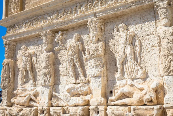 Gallipoli, Włochy - grecki fontanna, III w P.n.e. — Zdjęcie stockowe