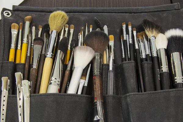 Professional makeup brushes and tools, make-up products set. — Stock Photo, Image