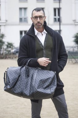 Moda portre zarif bir yakışıklı adamın. 