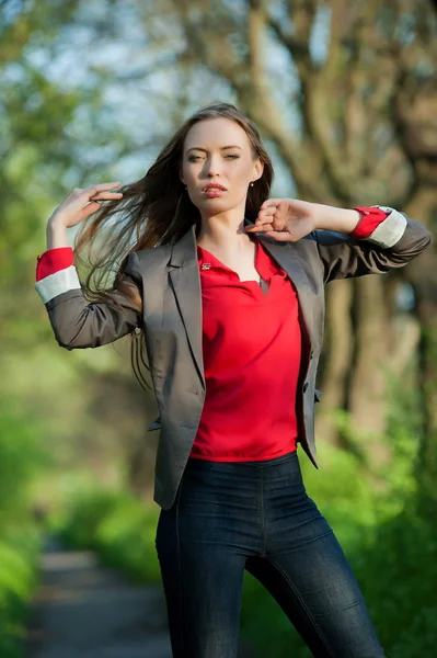 Schönes Mädchen — Stockfoto