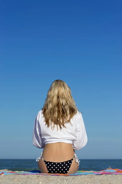 Beautiful Girl Sexy Blonde Girl Posing Beach Sea — Stock Photo, Image