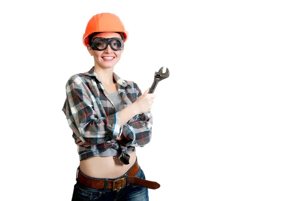 Hermosa Chica Casco Construcción Con Una Llave Las Manos — Foto de Stock