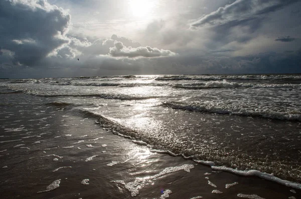 Baltık Denizi bulutlu gün