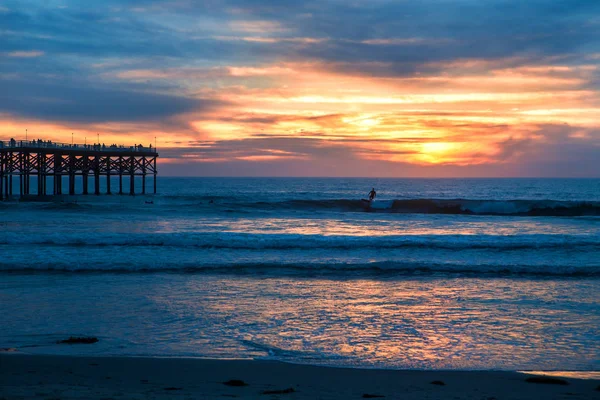 Pôr-do-sol praia pacífica — Fotografia de Stock