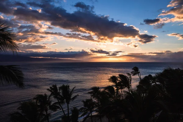 Закат на Каанапали Мауи — стоковое фото