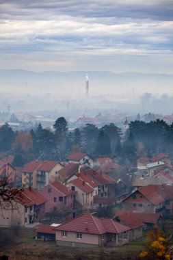 Hava kirliliğinde sis, sis ve duman - Valthe, Batı Sırbistan, Eur