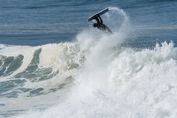 Bodyboarder w akcji — Zdjęcie stockowe