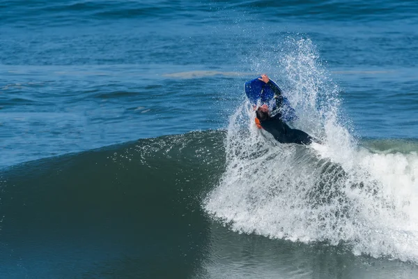 Bodyboarder w akcji — Zdjęcie stockowe