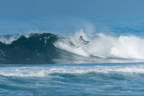 Bodyboarder em ação — Fotografia de Stock