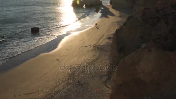 Praia da Rocha in Portimao, Portugal — Stockvideo