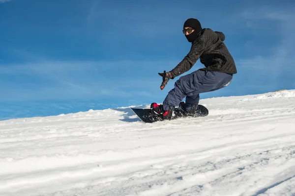 Freerider snowboardowe w górach — Zdjęcie stockowe