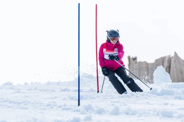 Dorit Clasing durante i campionati nazionali di sci — Foto Stock