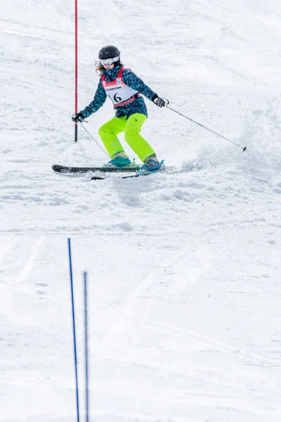 Barbara Silva durante i campionati nazionali di sci — Foto Stock