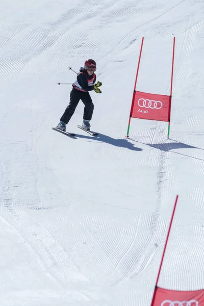 Dinis Lagem durante el Campeonato Nacional de Esquí — Foto de Stock