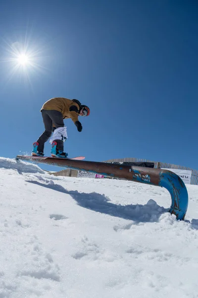 Ricardo Lopes tijdens de nationale kampioenschappen Snowboard — Stockfoto