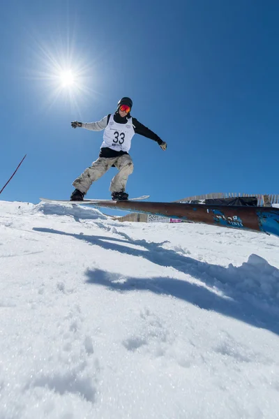 Robinson Weiske podczas Czempionatu Narodowego Snowboard — Zdjęcie stockowe