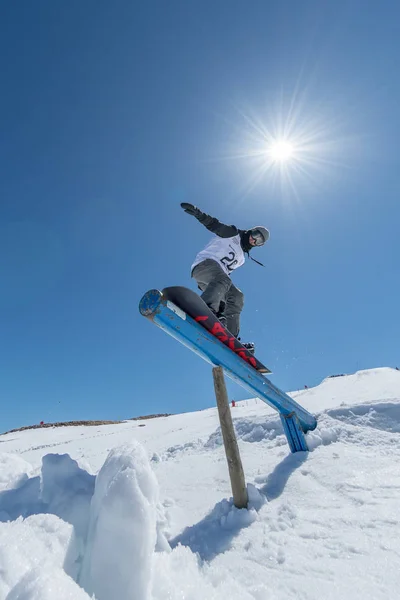 Mateus Morais podczas Czempionatu Narodowego Snowboard — Zdjęcie stockowe