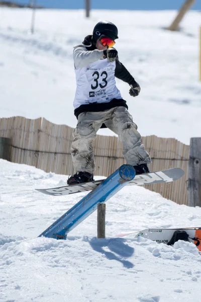 Robinson Weiske lors des championnats nationaux de snowboard — Photo
